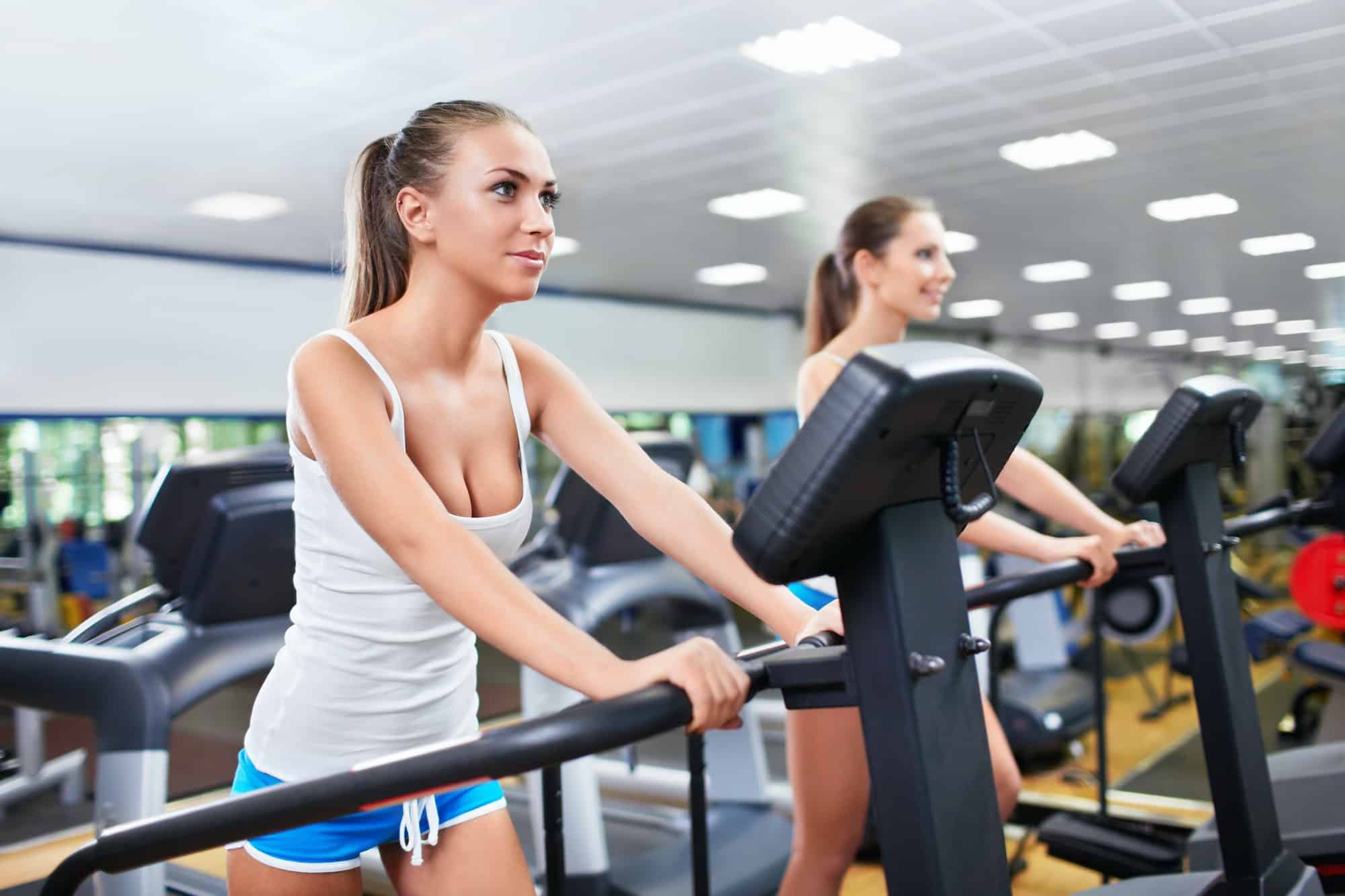 comment incorporer le fitness dans votre journée de travail